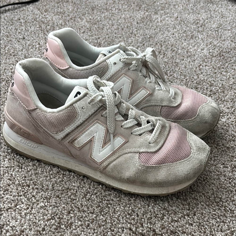 Women’s New Balance 574